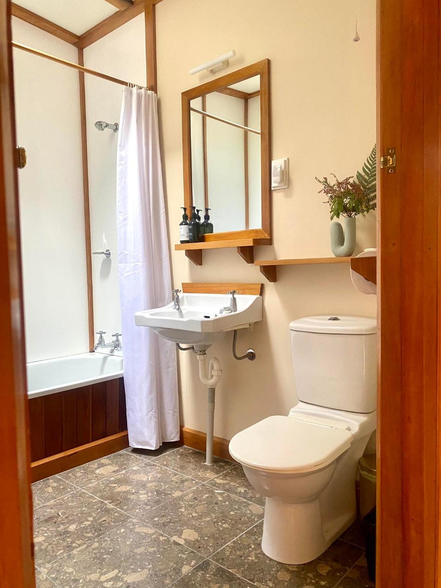 Lake Brunner Eco Lodge Moana Dış mekan fotoğraf